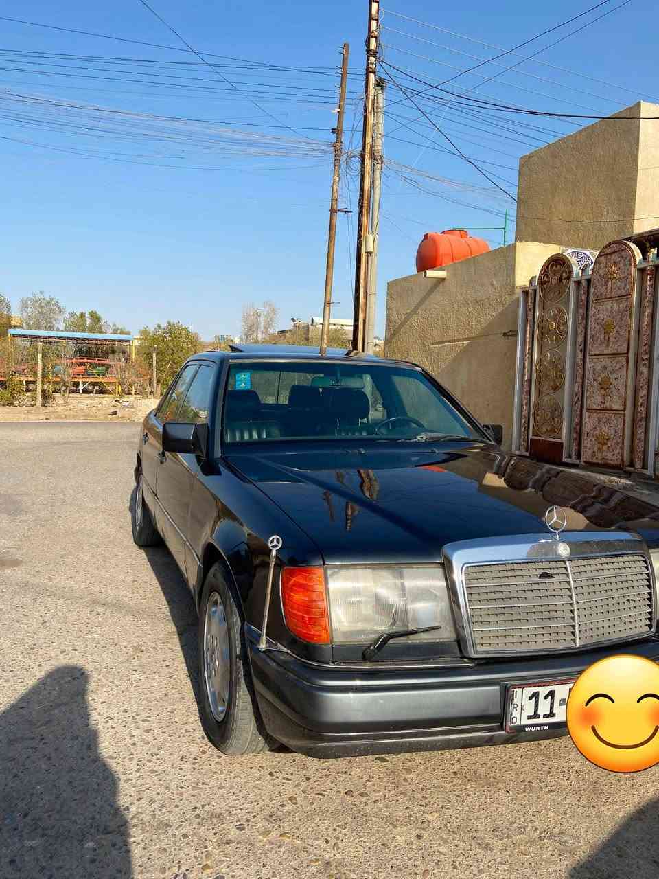سيارة مارسيدس رقم بغداد انكليزي بأسمي فتحة و كهربائيات و تبريد شغال ل
محرك اثنين ونص ديلكو 
ذي قار \السعر 68 
***********
***********
