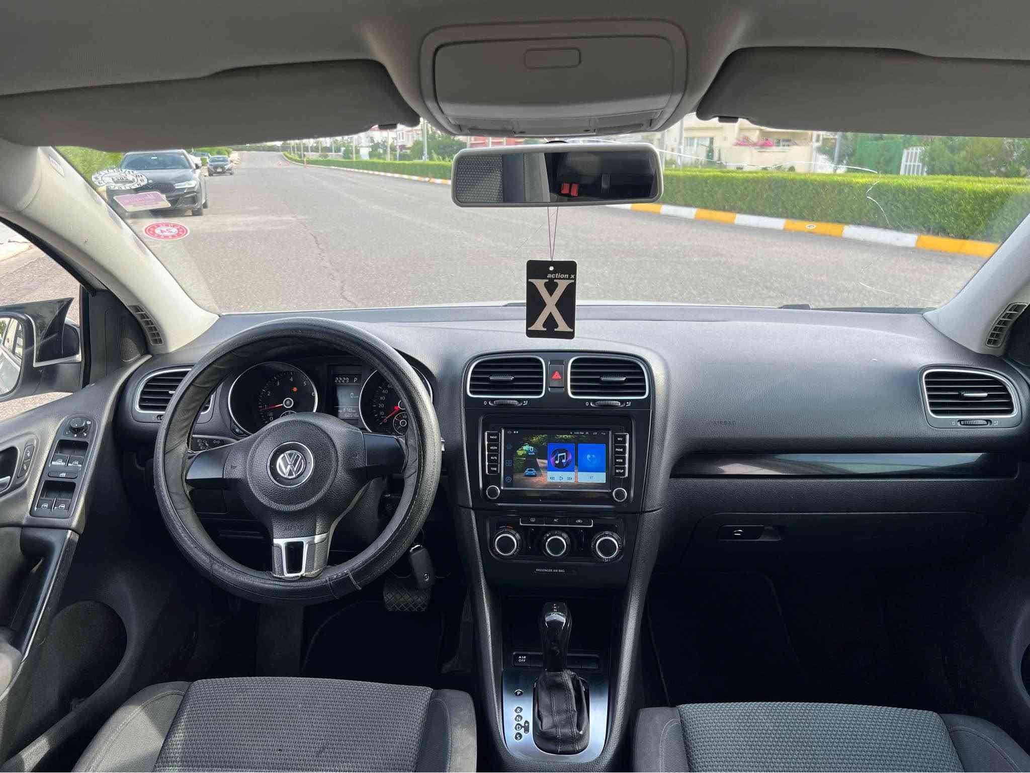 فولكس غولف • ٢٠١١ • مكينة ١.٦