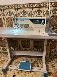 ماكينة خياطة جاك A5E للبيع 07752292926