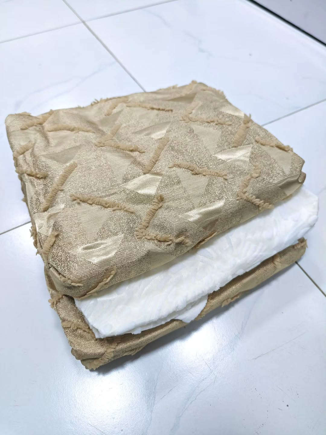 عرض خاص 🥳🥳 برده بوهيمي ثلاث قطع ب٢٨ الف فقط😍
قطعتين بوهيمي قطعه تور 
عرض ٤ طول ٣
سعر فقط ٢٨ الف 😍
-———————————————
متوفر توصيل بغداد وجميع المحافظات🚕🚕
للحجز والاستفسار يرجى مراسلة الصفحة💌💌💌
او الاتصال  فايبر واتساب على الرقم 
📞📞
 واتساب ***********
زوروا موقعنا على العنوان التالي:-
👇👇👇👇👇👇👇👇👇👇👇👇👇👇👇👇👇 
💧/السماوة عكد الجامع داخل مول الاميرات مجاور ايلين شوب
#العراق #العراق🇮🇶 #مفروشات #بغداد #در_الحسن

نص مكتوب في الصور:
- عرض خاص برده بوهيمي سعر ٢٨ الف فقط