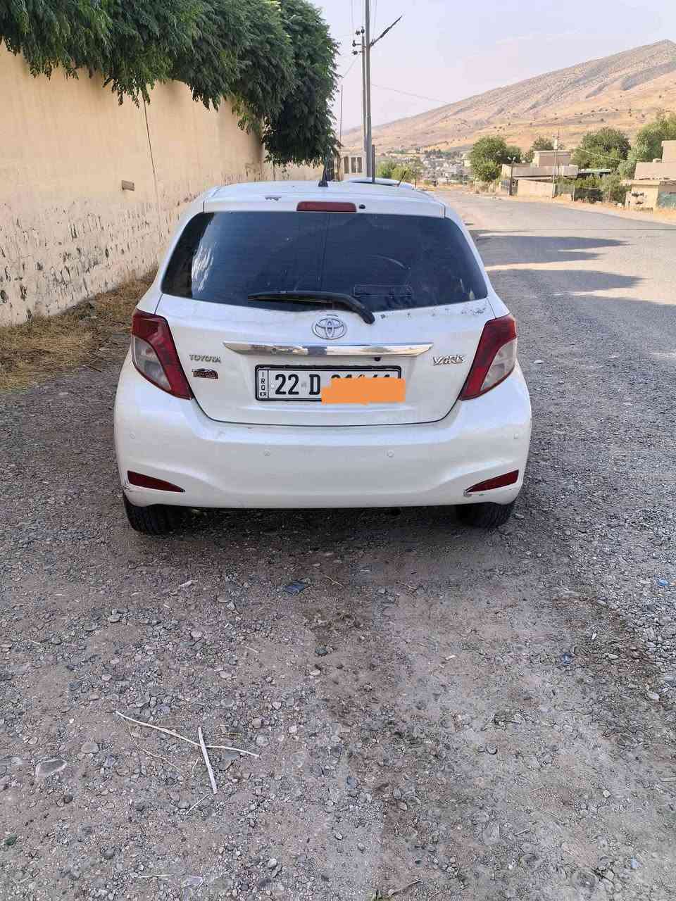 تويتا يارس ٢٠١٢ توماتيك جام كاره با ره قه موو سه نه وي نوي يه3 پارجه سبوغ بي ليدران420000 هه زار غرامه ي له سه ره غرامه به ناو كردن توند و تؤلي ته بريد به شه رت سحري ٧٩ كه ميك مه جال شوين مصيف كؤري *********** شقلاوة, أربيل
