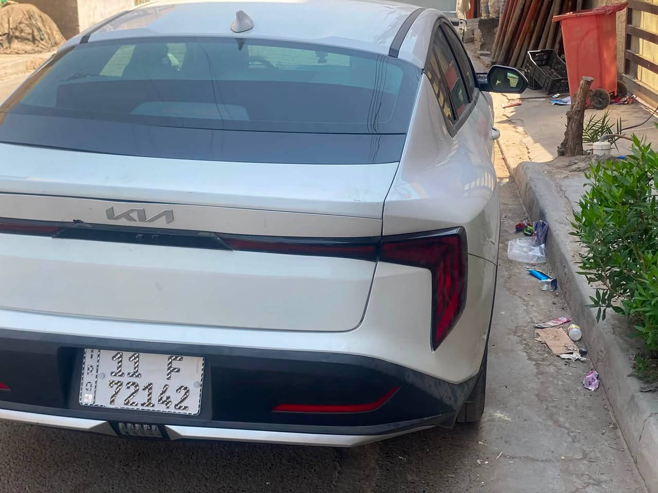 K4 موديل ٢٥
ماشية ١٤ الف صور الحادث وسونار بالمنشور 
مدوشمة جلد ابيض دوشمة درجه اولى 
رقم بغداد بسمي 
ب١٥٩ 
***********
