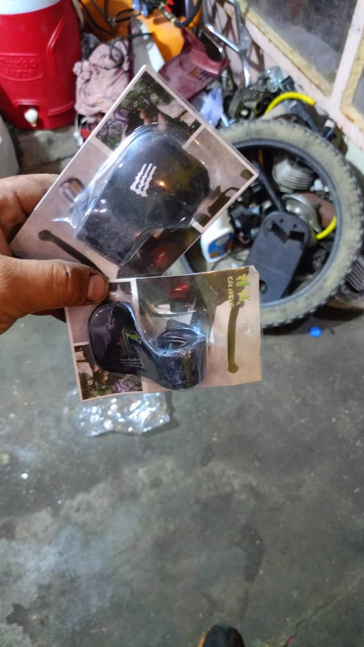 محل الأخوين رضا يوسف ***********
