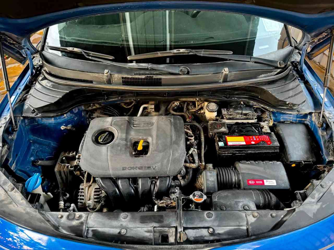 للبيع kia soul 2020 GT line
كيا سول 2020 جيتي لاين لون ازرق مميز
محرك 2000 دوش المرغوب 
حادثها سطحي دعامية وبنيد راجع بارد ومبدل جامة امامي. 
بدون ايرباك ❌
بدون دواخل ❌
🔴ضرر سطحي فقط 
🔴صور الحادث ورقم الشاصي مرفق مع المنشور
🔹انظمة قيادة sport+normal 
🔹تحديد مسار
🔹تشغيل واطفاء تلقائي
🔹رادار امامي 
🔹اوتو هولد 
🔹كير cvt
🔹كروز كونترول للتحكم بالسرعة 
🔹نظام ABS 
رقم بغداد ومكانها بغداد

🔶السعر 165$ بيها مجال بسيط 
تحويل بعد البيع مباشرة وبالخير للي تصير من نصيبه سيارة اعتمادية ونظيفة ومعتني بيها هواية. 
🔺للتواصل على الواتساب ***********
