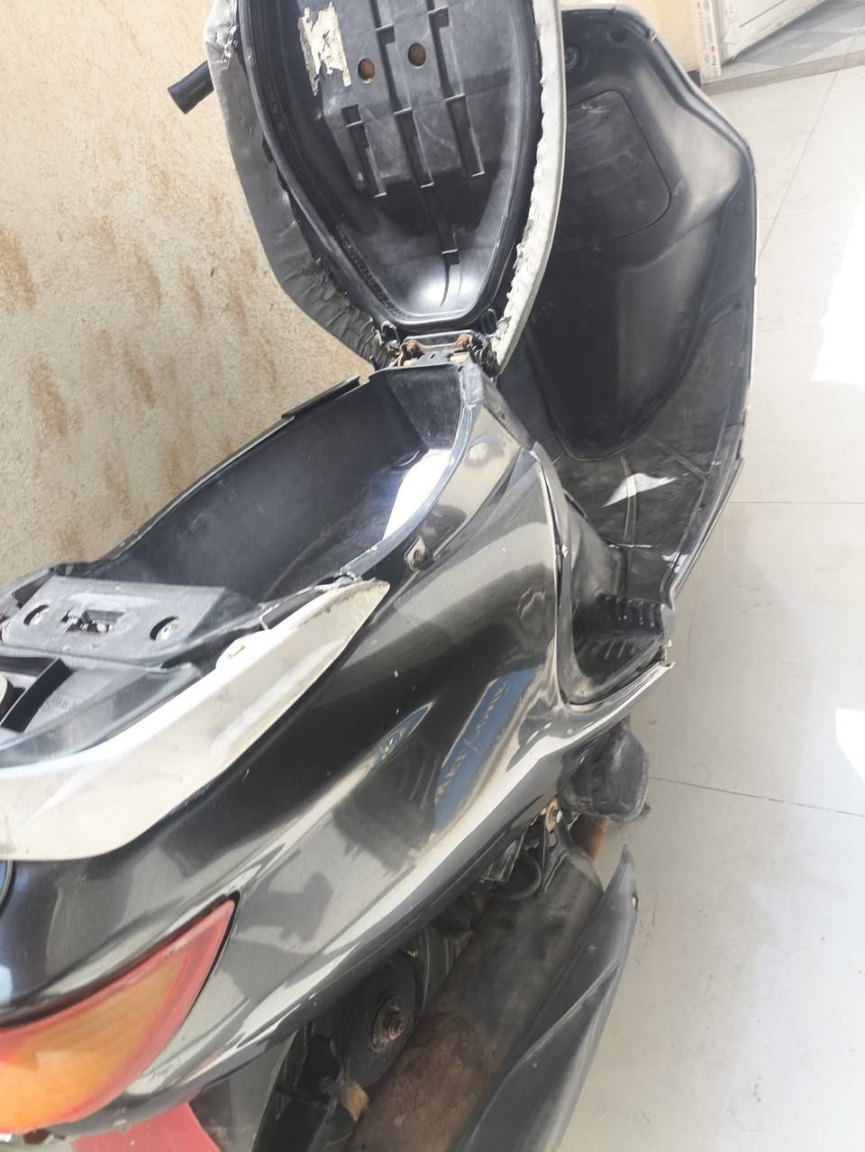 سلام عليكم دراجه فراشة لبيع دراجه نضيفه مرتبه اوراق شوفت عينك سعرهه 250وبيهه مجال لطيبين رقمي ***********وتساب او تصال
