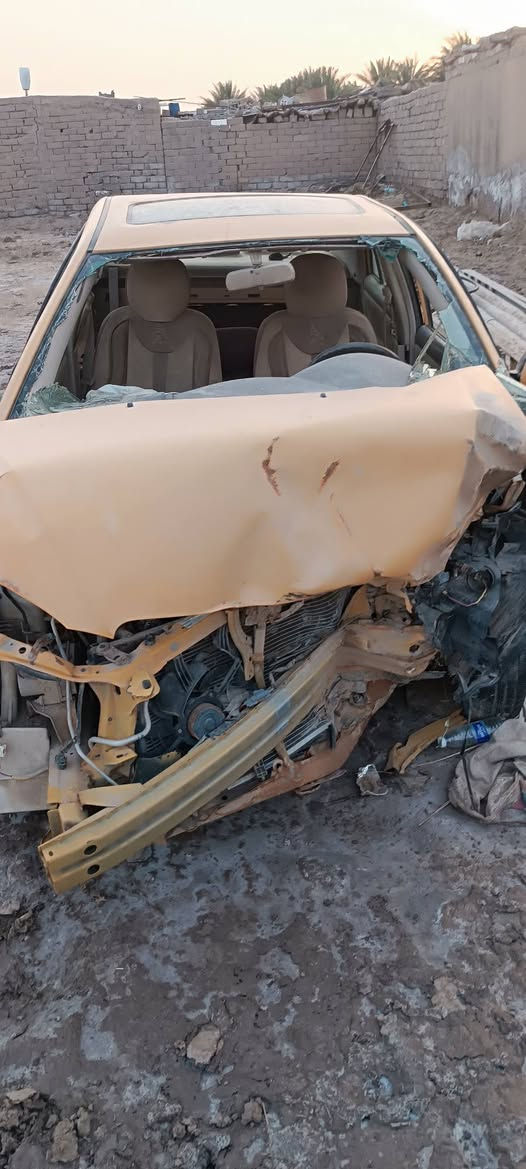 السلام عليكم بي وايدي صفره رقم ذي قار مصفره هيئه وغرامات بسمي حادثها بس بجم السعر 20 وبيها مجال

***********
