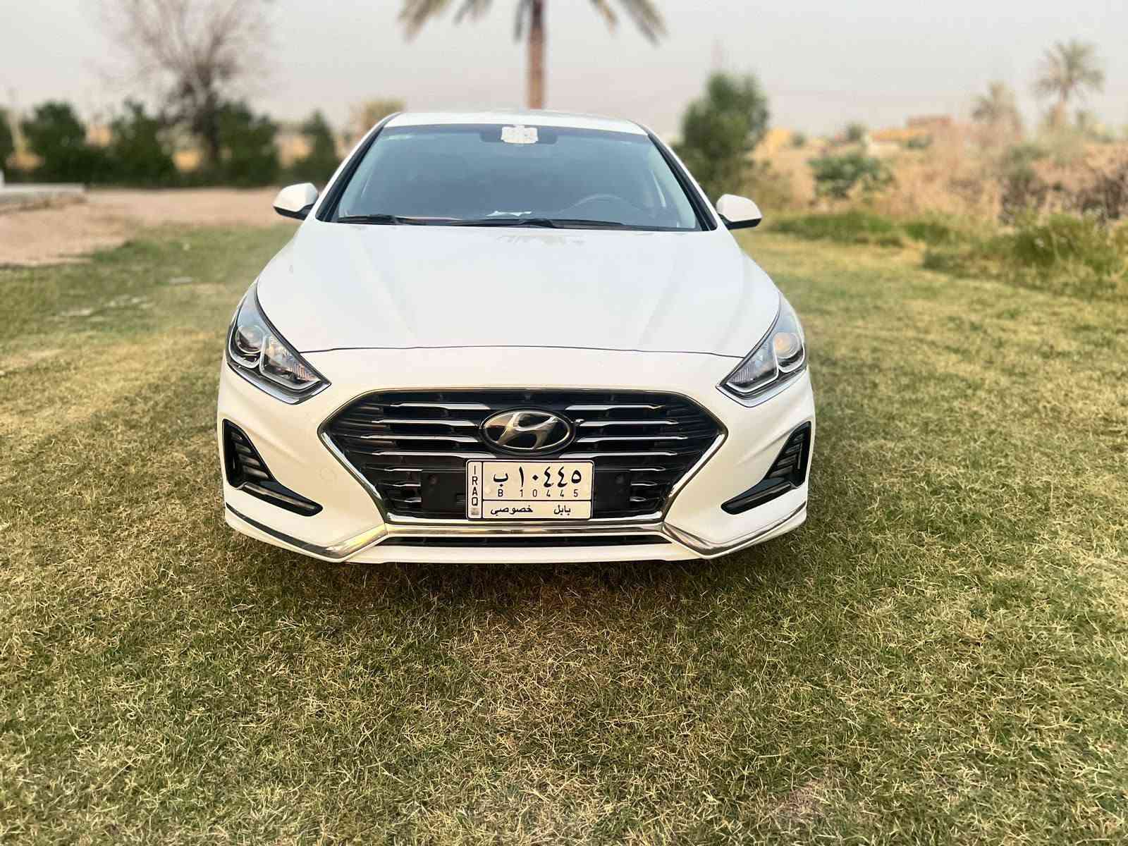 سلام عليكم سوناتا مديل 2020مكينه 2000دوش سيارة جديدة كلش بجم كبس بيه بس دور الجاملغ الخلفي كشن كهرباء وتبريد وتدفئة مري شفط كامره شاشه كشن جلد اهواي بيه شغلات حلوه مكاني حله السعر 133وبيه شي جداً بسيط *********** حلة, بابل
