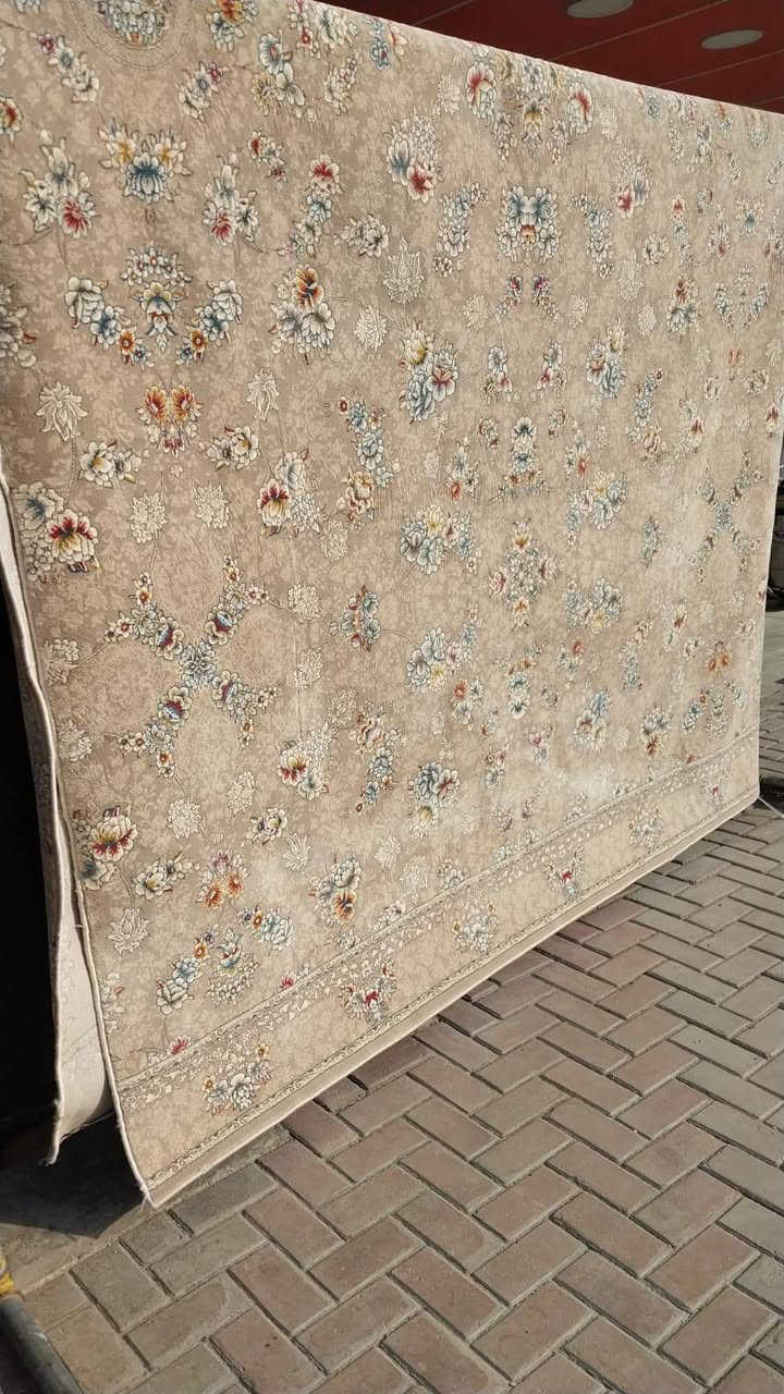 مغسلة دينار للغسيل والسجاد 🧺✨
التوصيل مجانا 
​سجادك وكاربتك ويرجع أجدد من الأول!
​في مغسلة دينار، نقدم لك أفضل خدمات الغسيل والتنظيف الإحترافي للسجاد والكاربت بأحدث الأجهزة والمنظفات التي تحافظ على جودة الأقمشة والألوان وتزيل أصعب البقع والروائح.
​خدماتنا تشمل:
​غسيل وتعقيم السجاد (الزوالي) بجميع أنواعه.
​تنظيف وغسيل الكاربت وأطقم الكنب.
​العناية الفائقة بالأنسجة والتجفيف السريع.
​خدمة السحب والتوصيل للمنازل.
​العنوان: بغداد - الغدير - شارع التوت.
​📞 للحجز والاستفسار: [***********]
​مغسلة دينار.. نظافة تليق ببيتك!
