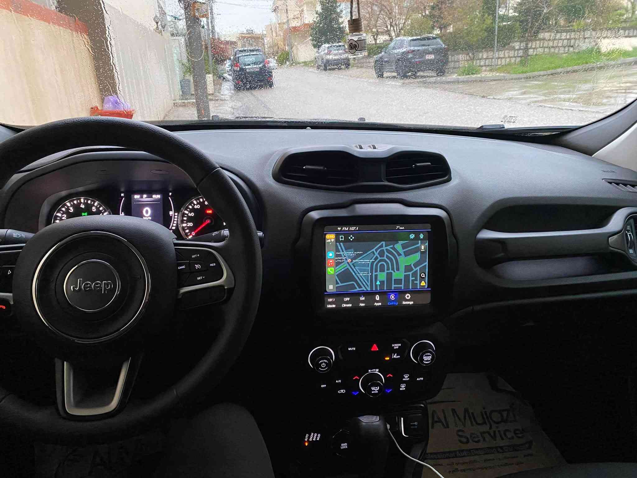 Jeep Renegade 2023
جێب رينگارد 

مۆدێل (٢٠٢٣) 

چوار پستۆن

نرخ: ( ١٢٥ )وەرەقە — کەمێک مەجال 

• تەنها دەرگای دواوەی لای سەکن بۆياخە  .

• شاسی و ئێرباگ: پێش و پاشی کەپسە، بە شەرت ئێرباگی نەتەقیوە.

• دوو پەلە قوپاوی بچووکی بە دەرگای دواوەیەتی (لە سەر شەحن).

• سیستەمی دەبڵ ئەکسل: Double Axle، سێ مۆدی لێخوڕینی هەیە بۆ (بەفر،قور و شاخ).

.برێک بەسمەيە .

. تراکشن کۆنترۆل .

.ئۆتۆ هۆڵد ( auto hold ) .

• سیستەمی سەلامەتی: خەتی جادە (Lane Assist) - خۆی پێچ دەکاتەوە.

• تەبرید: دوو زۆن (Dual Zone) - لای سایەق و سەکن بەجیا گەرم و سارد دەبێت.

• تەکنەلۆژیا: شاشە گەورە، بيلاد (Apple CarPlay) ، تەحدید سورعە (ئۆتۆکروز)، کۆنتڕۆڵی سوکان.

• بەسمەيە .(بەس شەغال نيە) 

مەرج و ئەوراق:

• سەنەوی تا ٢٠٣١ تازەیە و بە ناوی خۆمەوەیە (بە شەرتی تەحویلکردن).

• ٤ تایەی تازەی بۆ کراوە.

• ڕۆنی شەریکەی بۆ گۆڕدراوە و سێرڤسی ساڵی تەواو کراوە، هیچ مەسرەفێکی نییە.

• ڕەقەمی شاسی داندراوە.(ZACNJDB13PPP35489)

ژمارەی پەیوەندی: (***********).(***********)
