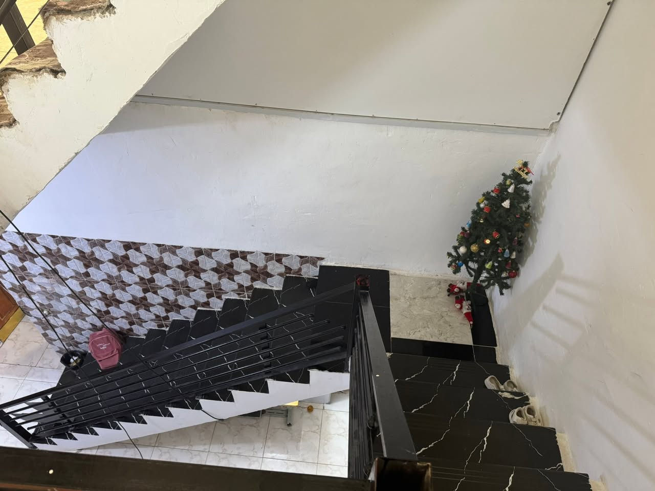 الراشديه • ١٣٠م • ٣ طوابق