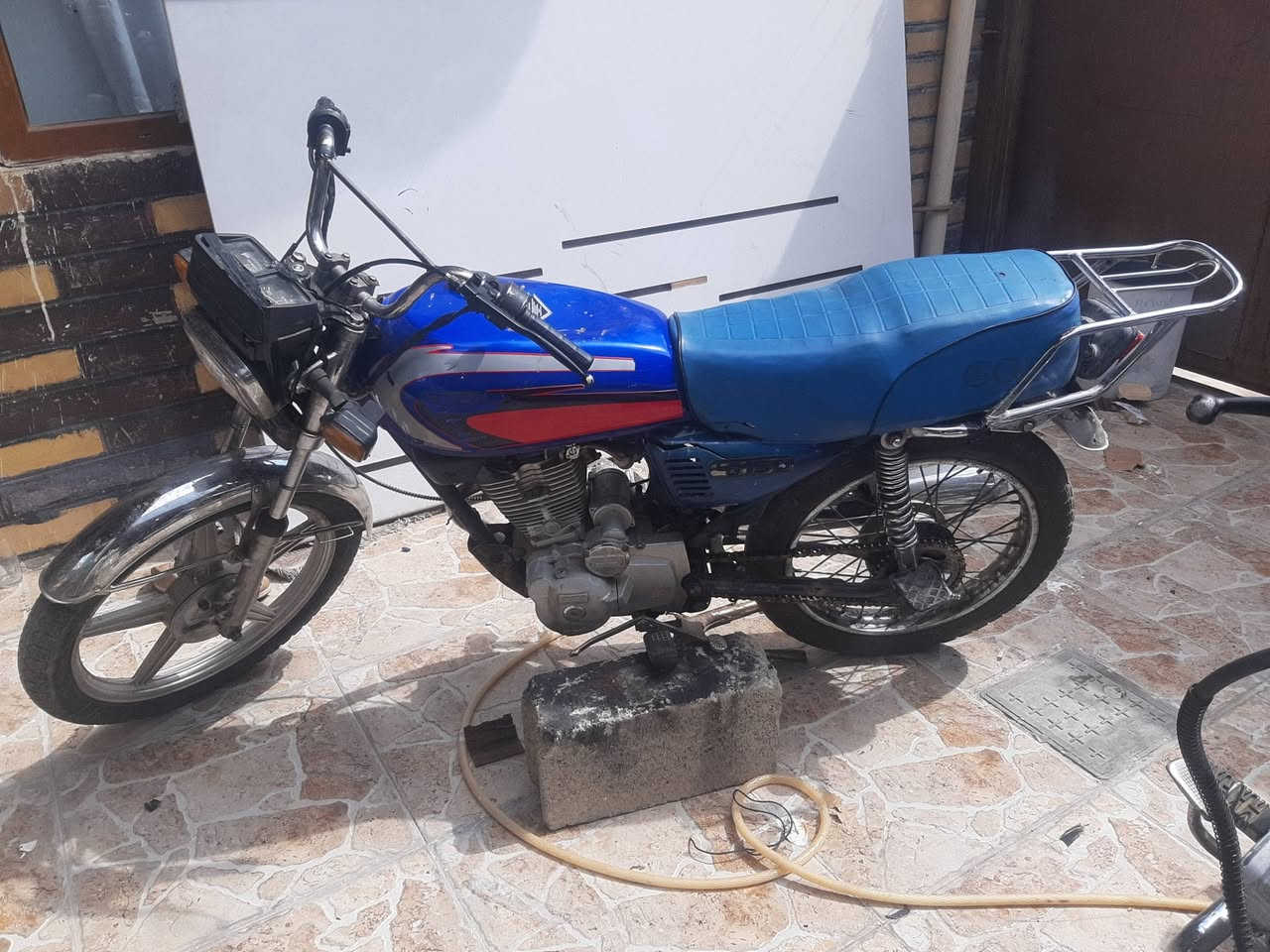 للبيع ماطور سافين موديل 20لا صرف ولا بخار كهربائية مايشتغل سعر 250بي مجال قليل جوا 200ماابيع ماطور ٥كير مكاني كركوك حسابات ***********
