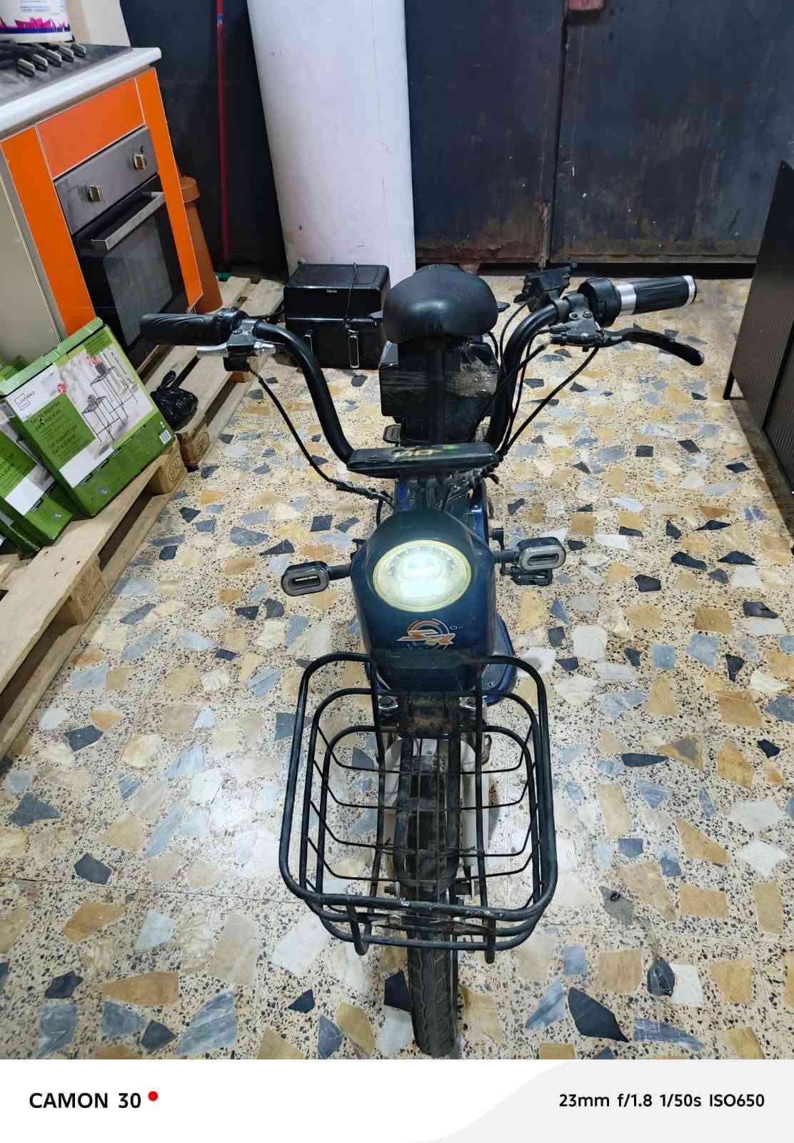 دراجه شحن • حجم ١٦ • بطاريات ١٠+