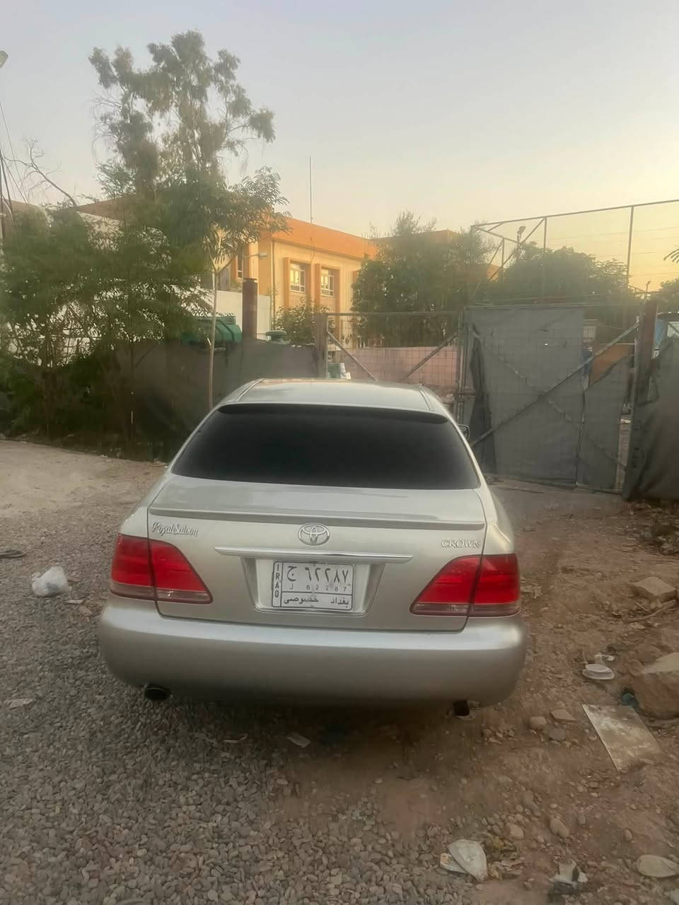 182
گەورە بەگەورە
بێ بۆیاخ
بی عەیبە
***********
٥٥$
شوین کەلار
