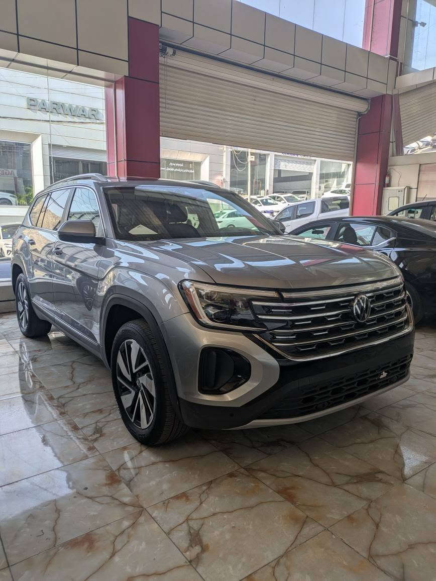 VOLKSWAGEN ATLAS SEL 2024 AWD
مكينة 20 توربو Awd  ٤ سلندر
فول بانوراما
داتاشو
كشن تدفئة و تبريد و خزن
تبريد مركزي
نشرة ليد
7 راكب vip فاملي
مقاعد جلد
نقطة عمياء
شاشة مركزي
دعم لاسلكي apple carplay . Android
دعم جاملغ سائق صبخ و شبر صبخ بالبنيد موضح بالصور
سعر 275 و مجال
بدون رقم تترقم محافظات الاقليم
رقم شاصي

1V2BR2CA4RC554375
رقم موبايل *********** دهوك, العراق
