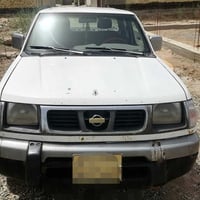 بيك اب نيسان • ٢٤٠٠ • موديل ٢٠٠٠