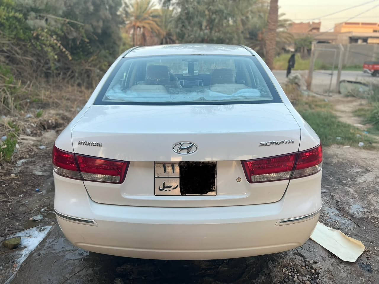 سوناتا 2009 محرك 2000كفاله عامه من التبديل والضربه والكلير 
فقط الي بالسونار شخطين  ومكحلات فقط 
السعر 125 
***********
