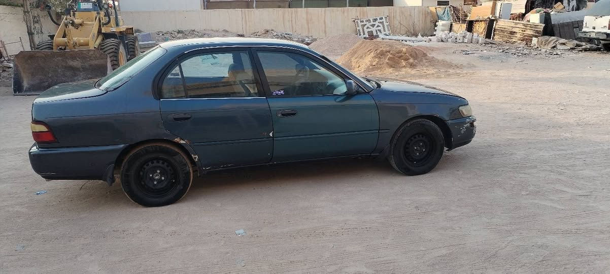 السلام عليكم للبيع سياره كورولا موديل 94   السعر 42  وبيها مجال،***********
