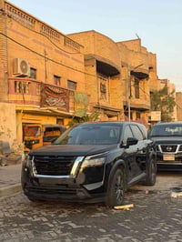 نيسان باثفندر • ٢٠٢٣ • بدون رقم