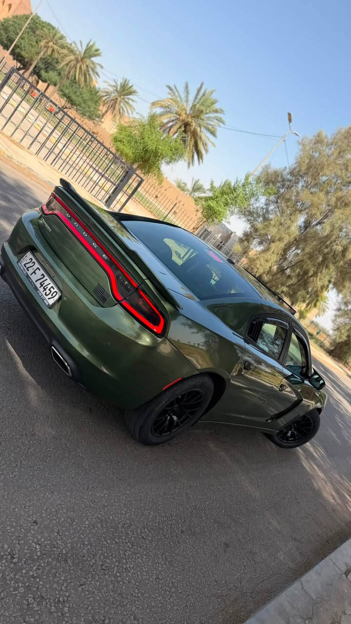 السلام عليكم
جارجر sxt 
مواصات بلص 
كشنات خزن 
فتحه سقف 
تخم تاير 
السياره مابيها نقص جديده عليها ادامه كامله 
مكانها بابل شارع 60 
***********
