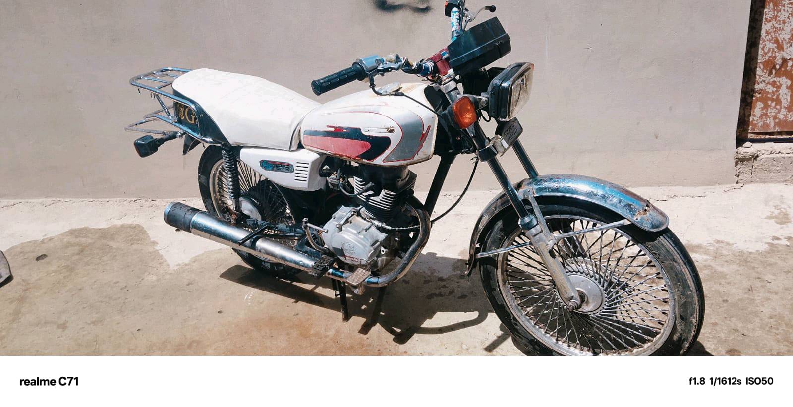 ماطور للبيع سخت السعر 250وبي مجال ‏‪***********‬‏