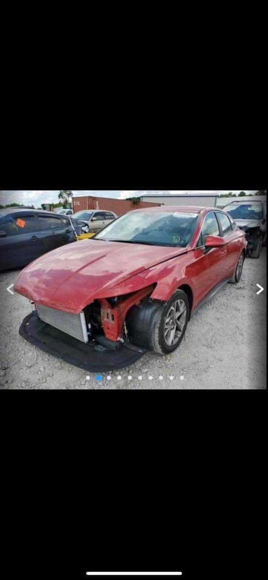 السلام عليكم
سوناتا لون احمر حادث خفيف كلش بدون ايرباك فقط بارد شي بسيط بالبنيد وبالجاملغ ماشيه 50 الف مكينة 2500 موديل 2021 نظيفة وجاهزة من كلشي وكلشي شغال بيها رقم اربيل بأسمي تحويل مباشر السعر 162 وبيها مجال بسيط للاتصال ***********
