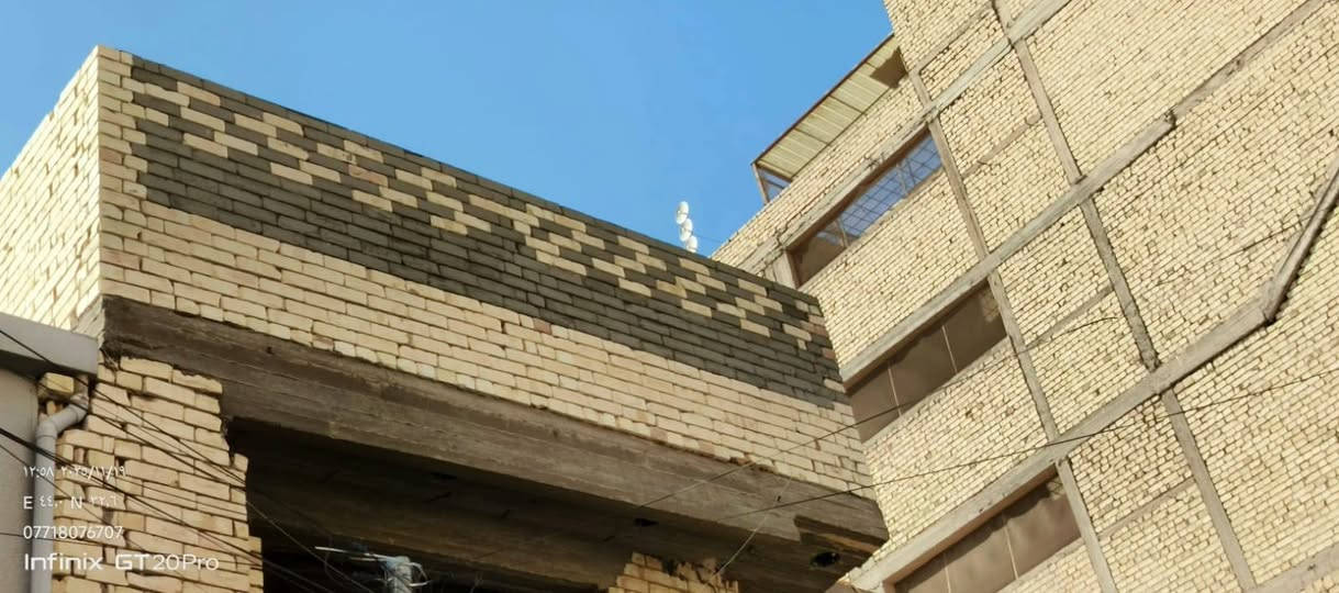 السلام عليكم كادر عمل موجود لترميم البيوت من البورق والبناء والتفليش والتعديل والارضيات والستاره وكل عمل نشتغل اللي يحب يتواصل ويانا لكافه الاعمال ***********
