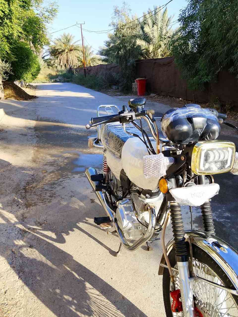 *********** تصل ودللسلام عليكم تايكر موديل 2025 كفالة عامة عدة شاشة الدراجة زيرو ما ماشية هواي الدراجة باب أول  مابيهة اي نقص كهربائيات كلهة شغالة  دراجة شوفت عينك بعدة زيرو المكان ديالى تقاطع القدس السعر 625 وبيهة مجال الرقم
