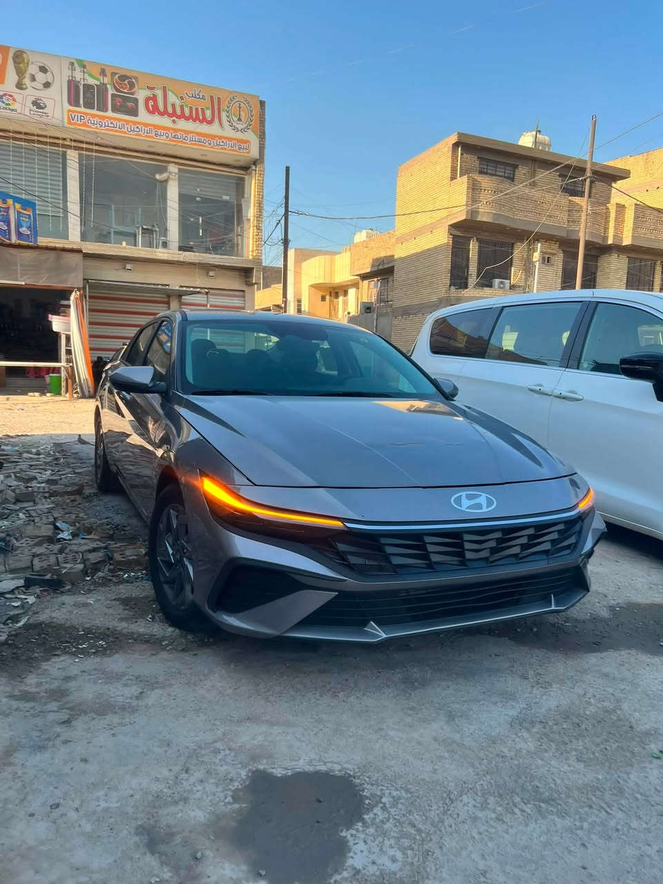 #.  السعر. ١٣٦. تلفون ***********
السلام عليكم النترا مديل 24 وارد أمريكي دخول جديد منفيس ابسمي حادث السياره بسيط تعتبر كلين بدون قطره صبغ بدون ايرباك بدون فتح بدون دواخل بدنه راديتر تبريد كله وكآله ماشيه 14mi موصفات محرك 2000دوش بصمه ترحيب ابواب تشغيل عن بعد شاشه دجتل متصل فول رادارت وبقيه المواصفات المتعارف عليه السياره حيل جديده وليبل واحد كلها صور المزاد مرفقه بل منشور

