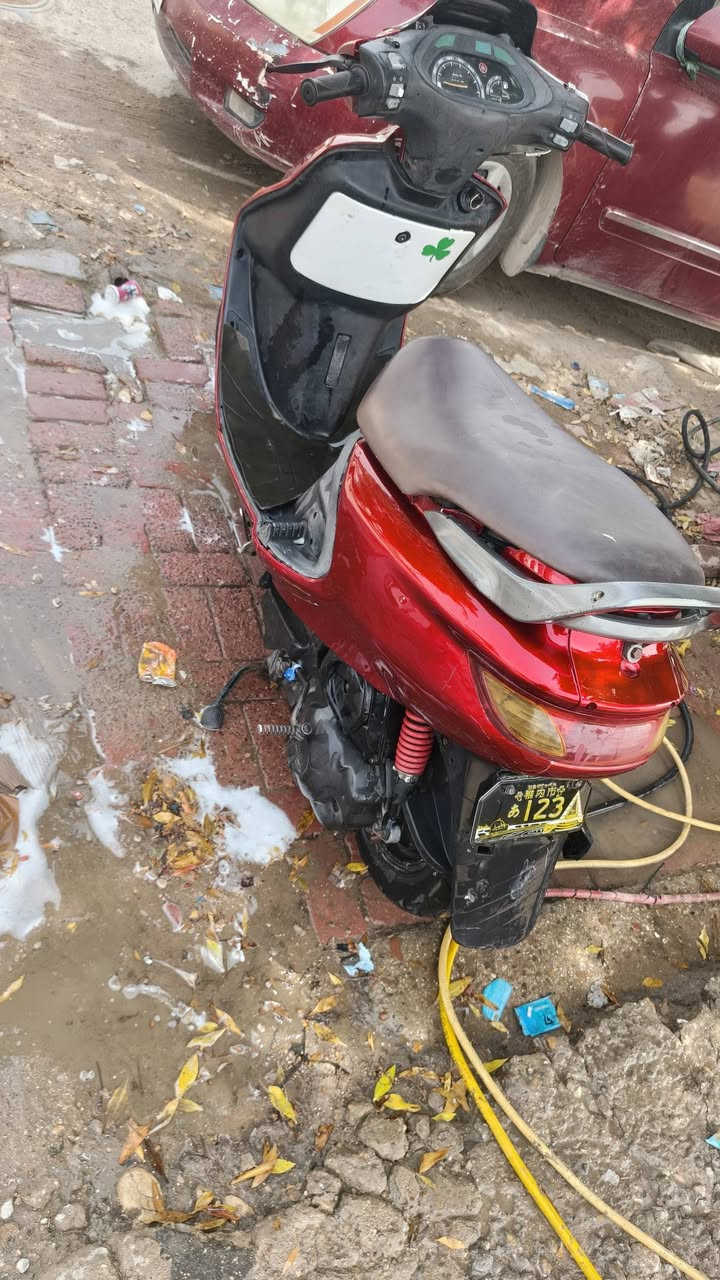 سلام عليكم فراشه لبيع حلوه وجاهسه مكينه ناعمه شلعه ومعدل مكان نجف عباسيه سعر 400 وبيه مجال قليل للستفسار ***********
