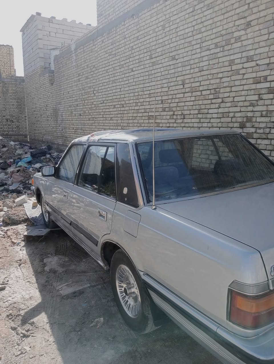 محرك VVT 2500 • دولي لغاية 2029 • دواخل نيلي جلد