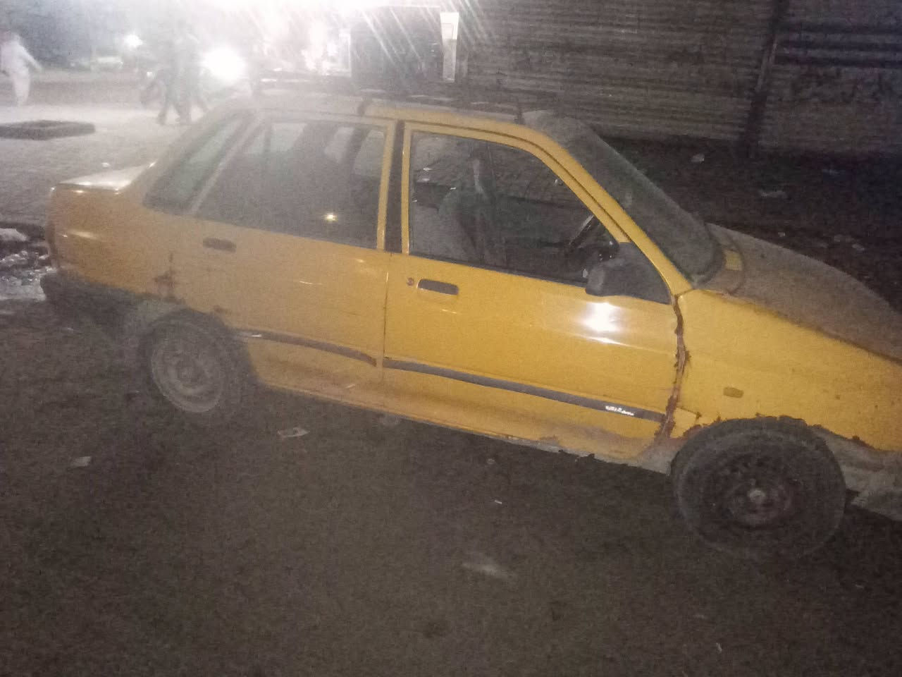 للبيع سايبا 12 بسمي تحويل مباشر كسرها كدام العين 
كير ومحرك مكفولات كهربايت كله شغاله 
يرادله ترتيب السياره سعر 18 ورقه مكان بغداد المدينه او حي البتول
