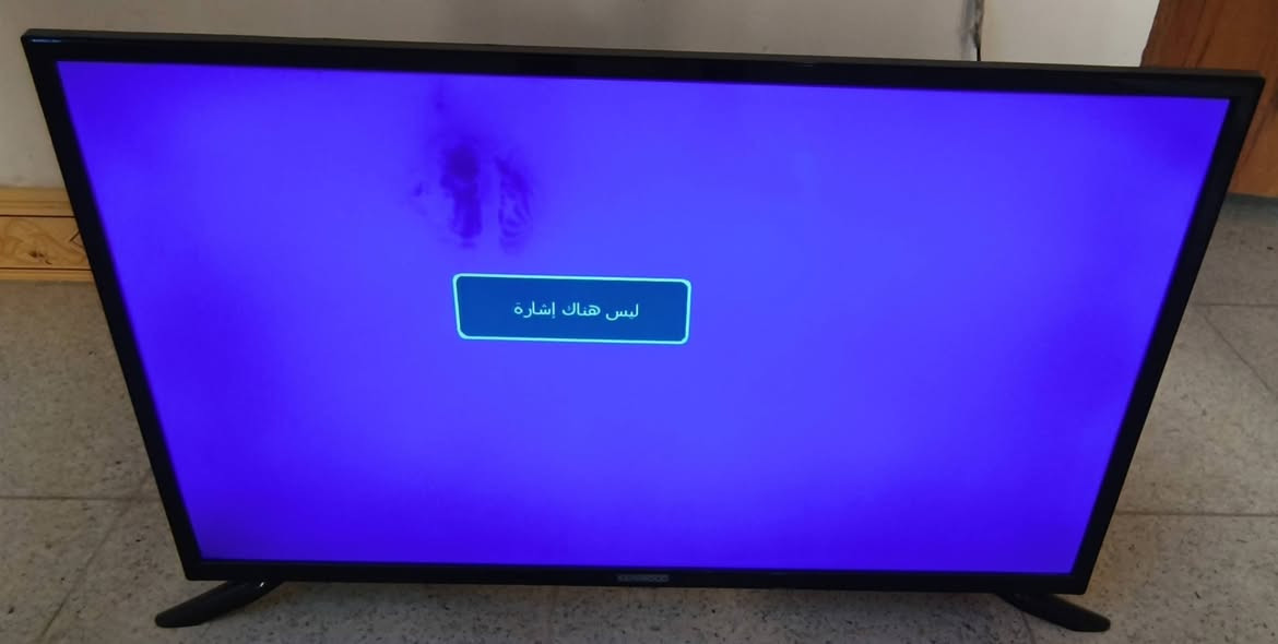 شاشتين بلازمة حجم 32 وحدة مقوسة والثانية عادية بدون انترنيت بيهة تراب بلشاشة ينضفوهة ب 5 الف يم اي مصلح شاشات  بس ما تأثر عل الصورة ابد ماركة اصلي المقوس سعرها 90 والعادية 75 نوع كينود العنوان سبع البور شارع الطيار مجاور صيدلية سمير هاتو ***********
