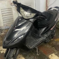 دراجه ماكس 140كوم حديد للبيع سعرها 150وبيها مجال 07742663235 ومكاني ال...