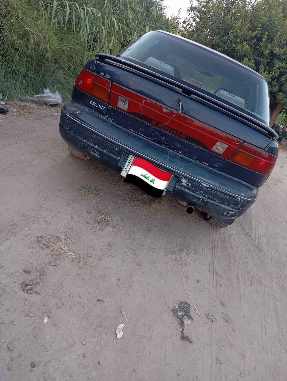 السلام عليكم سيفيه للبيع موديل 93 السياره جاهزه من كلشيء السعر 30 وبيها مجال المكان بغداد 
للأتصال ***********
