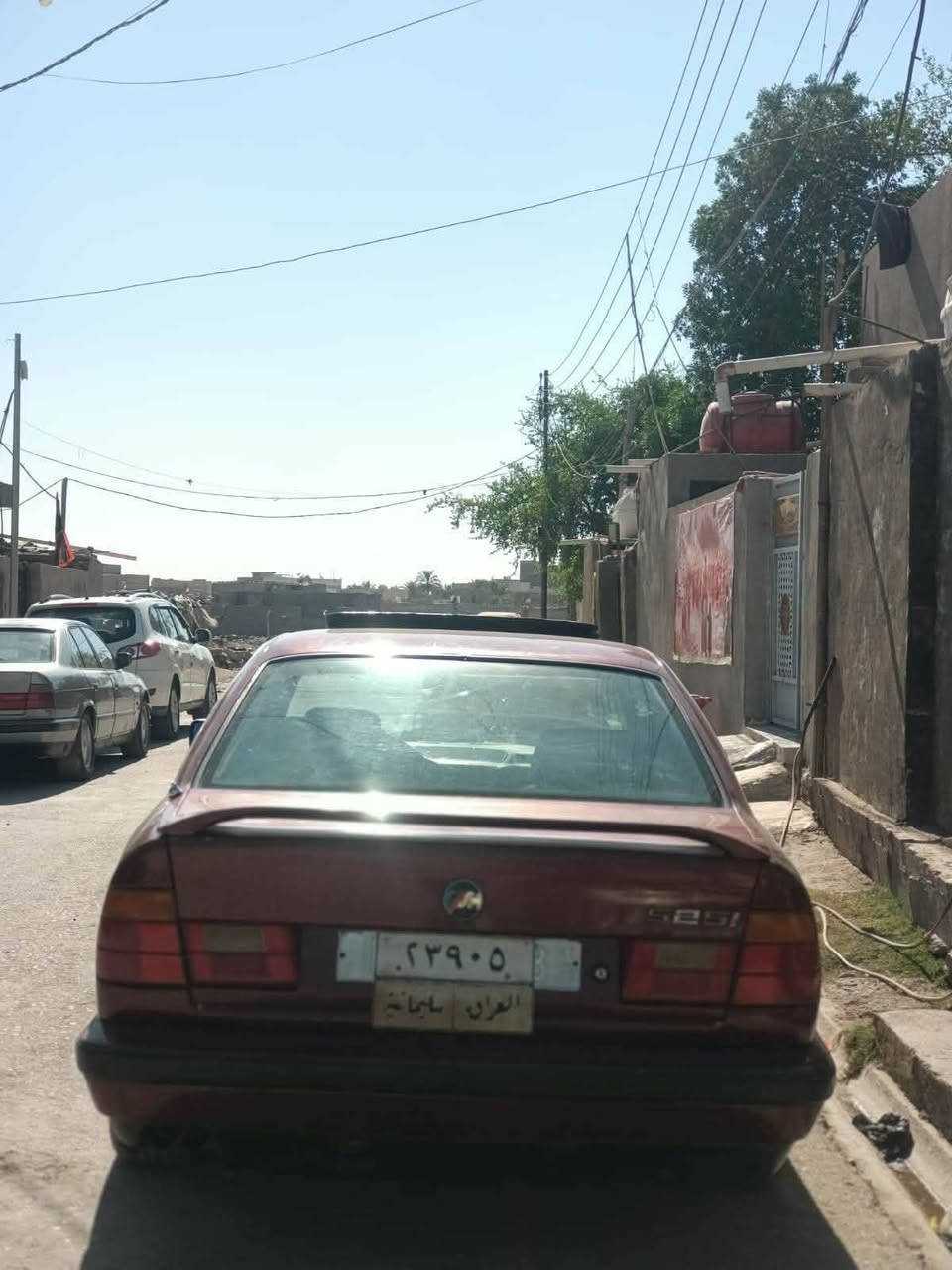 السلام عليكم BMW للبيع موديل 90 شرط التحويل  السياره جاهزه تخم تاير گير مكينه مكفولات صدر جديد كهربائيات كلها شغاله غرفه حلوه السياره بدون ضربه مال جناي السعر 48 وبيها مجال عنواني الناصريه قلعه سكر ‏‪***********‬‏
