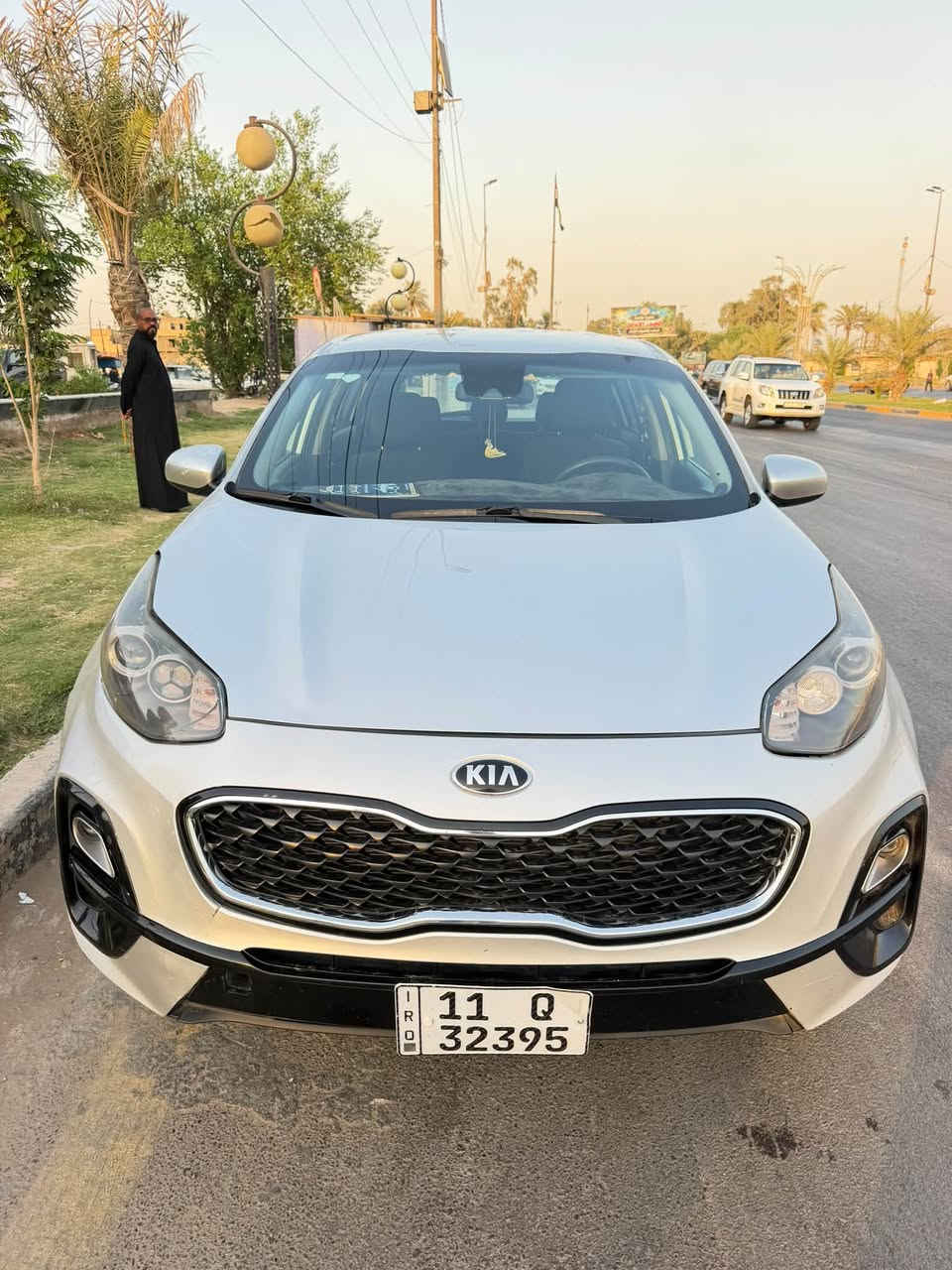 كيا سبورتج موديل 22 
عمية جاملغ ايمن ونص البنيد 
سيارة كلش جديدة ونضيفة ومابيها اي نقص 
رقم بغداد للبيع ب 165 وبيها مجال بسيط حك الجية 
مكاني بغداد الحسينية 
***********
