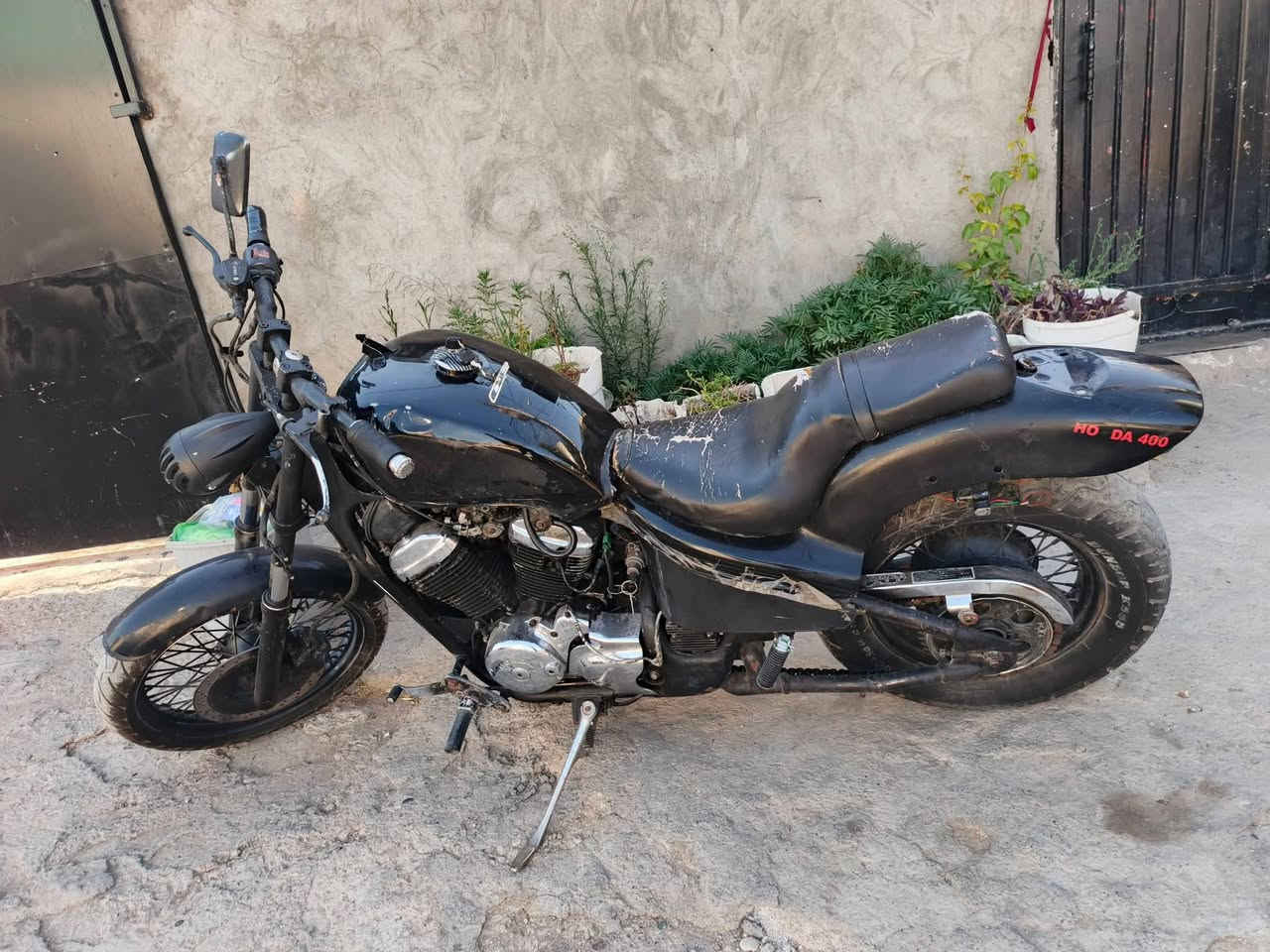 🏍️ Honda Shadow 400
ماتۆڕێکی شاز و بەقوەت، ٤٠٠cc، مەکینە کەپس،،،
📍 شوێن: سلێمانی
💰 نرخ: 950 هەزار  و  معامەلە

📞 ***********   واتس ئاپ و ڤایبەر
