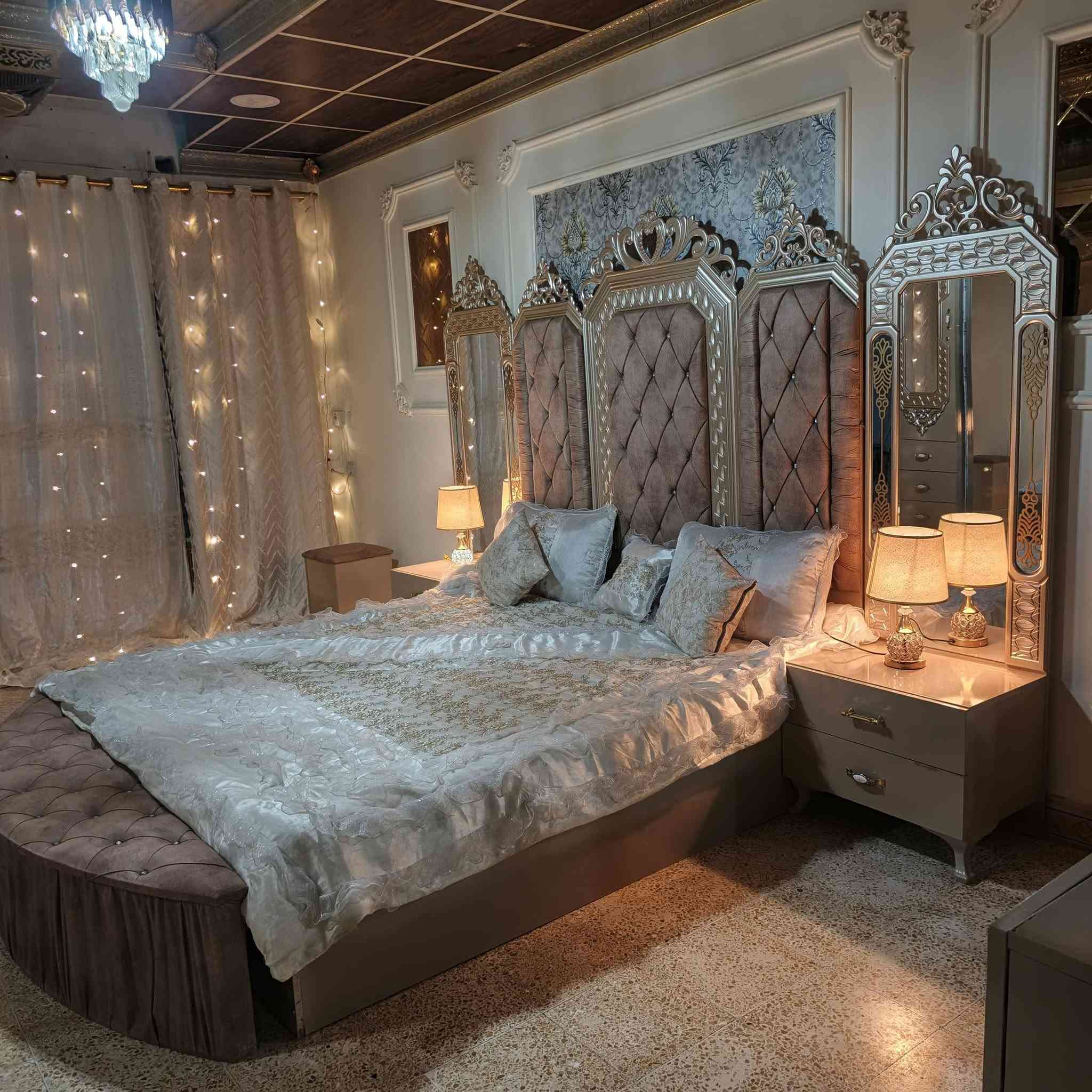 غرفه تركي للبيع مستخدمه شي قليل تواصل مكان سامراء ***********
