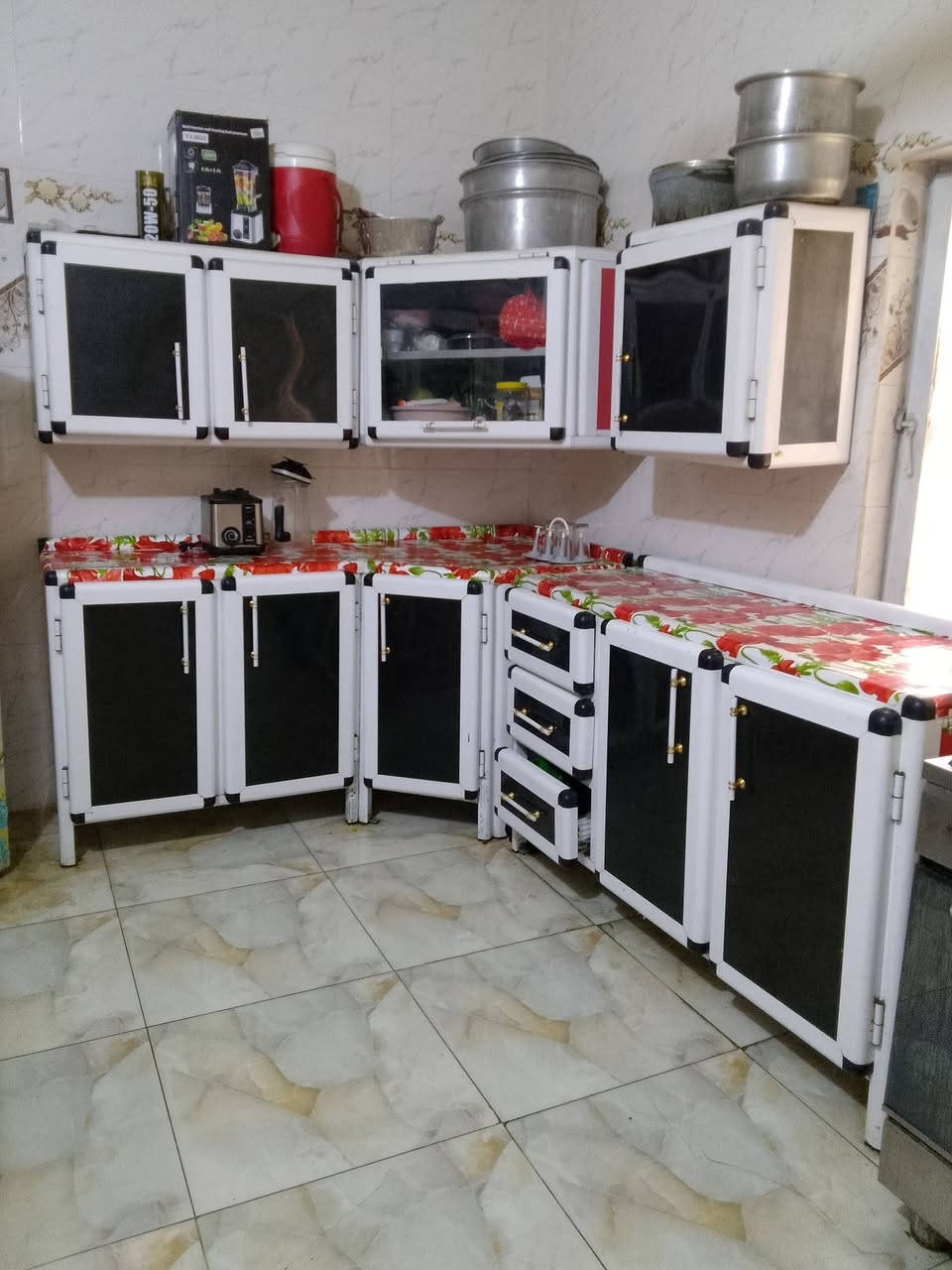 كاونتر تزكام سعر 350 كربلاء حي العسكري ***********
