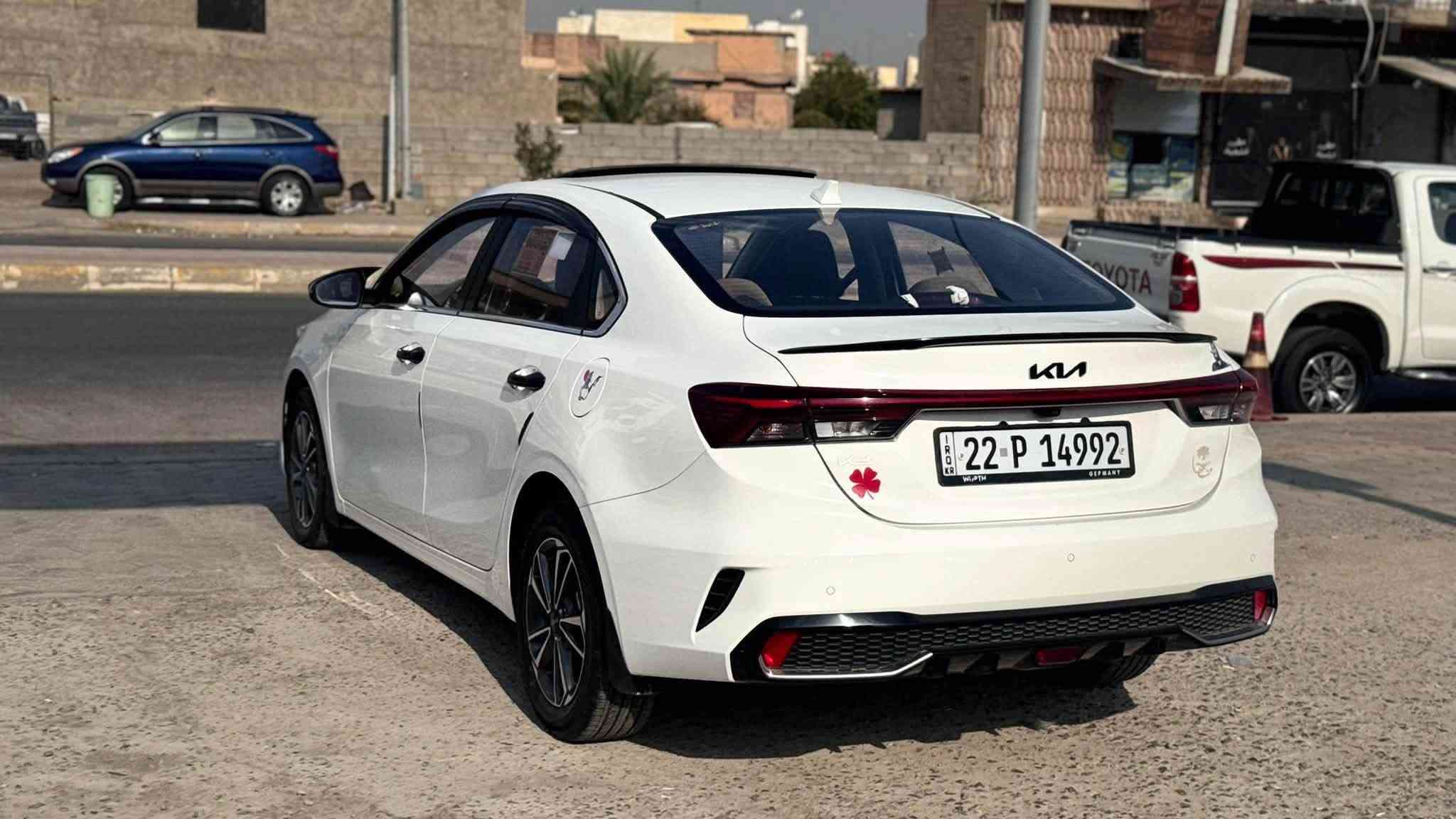 كيا K3 2025 وارد خليجي 🤍
للبيع كيا K3 موديل 2025 وارد خليجي.

المواصفات:

* فتحة سقف.
* شاشة لمس.
* كاميرا خلفية.
* حساسات خلفية.

الممشى: 24 ألف كيلومتر.

السيارة نظيفة جداً، جاهزة للاستخدام ولا تحتاج أي مصروف، والفحص خير دليل.

📍 عنوان
الأنبار - الرمادي -.

📞 للاستفسار يرجى التواصل على:

***********

