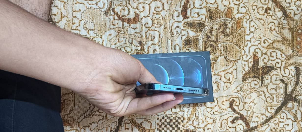 سلام عليكم
ايفون ١٢برو ماكس
ذاكرة ٢٥٦
بطارية ١٠٠مبدلة
شاشة نوعية زينة تلث خيارات
سعر الجهاز ٢٨٠وبي مجال
بغداد حي البتول
رقم الهاتف ***********

