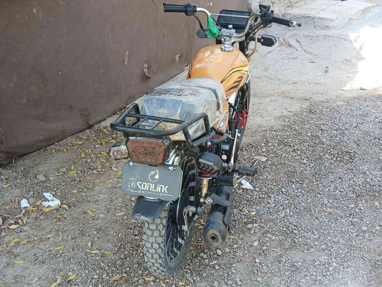 سلام عليكم البيع سفانه محرك 200 صيرلي 8 تيام من طالعه من الوكيل دراجه مال جناي مكفوله كفاله عامه مكان الدراجه بابل الحمزه الغربي قرب معمل الشكر وبيكم خير ودلل الستفسار تصل وخادمك ***********
