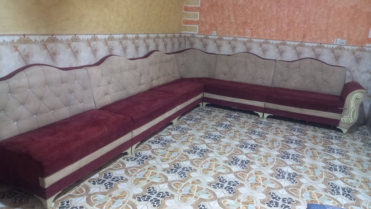 السلام عليكم تخم قنفات للبيع ٦ قطع ١٠ نفرات السعر ١٦٠  سوق الشيوخ   ***********

