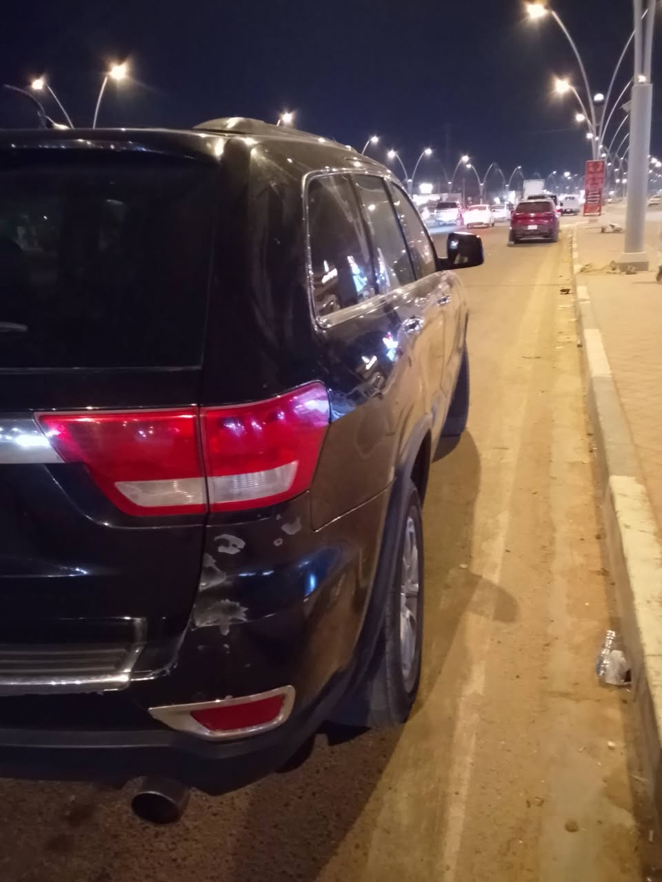 جيب لاريدو مديل 11مكينه هيمي 5700
حادثه جاملق وبنيد وربع الباب حداديه دبريد تخم تايرات جديد 
بسمي العنوان بصره شط العرب ***********/سعر 120بيه مجال قليل
