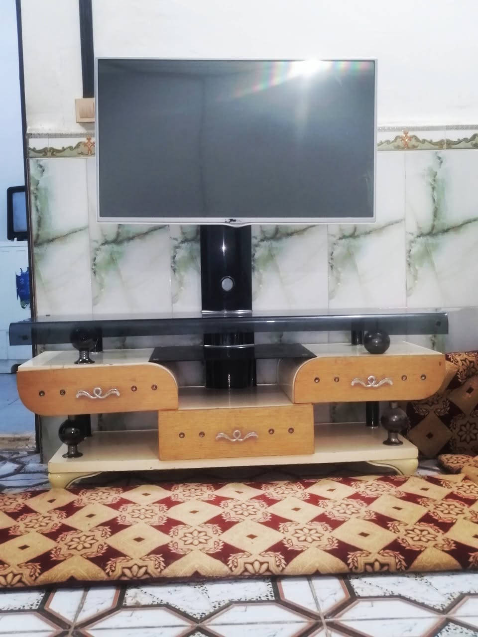 بوفيه • براد • ميز شاشة