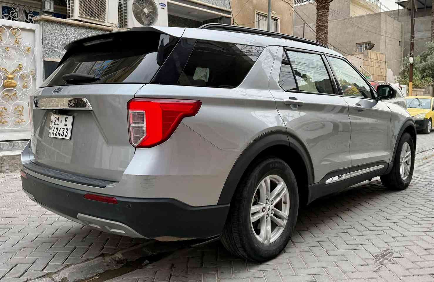 اكسبلور ٢٠٢٣ • XLT • ٤ سلندر