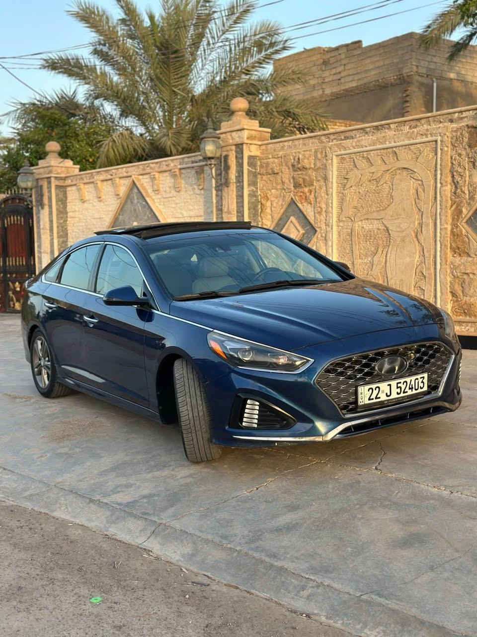 السلام عليكم 
سوناتا موديل 2018 سبورت لمتد فول الفول 
امريكي حادثه مرفق بالصور .
السياره بدون دواخل بدون ايرباك. 
رقم اربيل تحويل مباشر 
 ماشيه 96 مايل
سعره 126 بيه مجال للشراي .
***********
