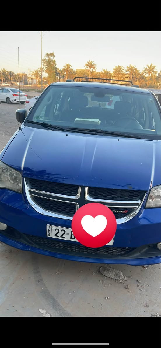 السلام عليكم دوج كرفان 2019 رقم شمالي امريكي حادث بصيط كولش سياره جديده كولش السكن بغداد السعر165 
*********** بيع او مراوس حسب القناعه محتاج فرق
