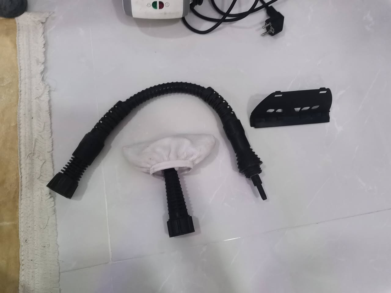جهاز تنضيف بخاري شغال قيم وأخذ اي استفسار *********** واتساب.
