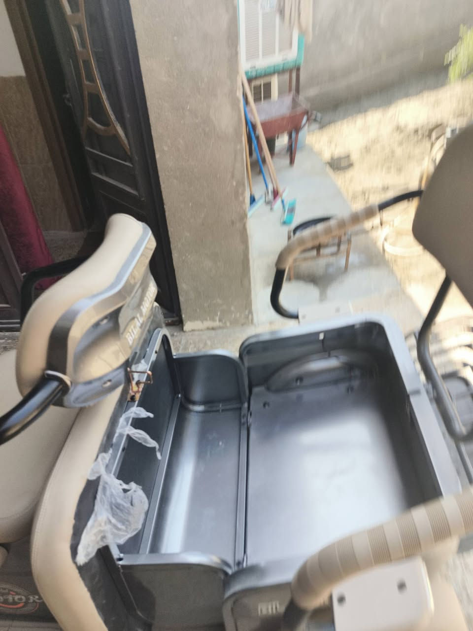 دراجة شحن ثلاثية للبيع استعمال خفيف أسبوعين من السوق للبيت العنوان كربلاء الحر السوادة مقابل مدرسة الحسام للبنين الرقم للاستفسار ***********
